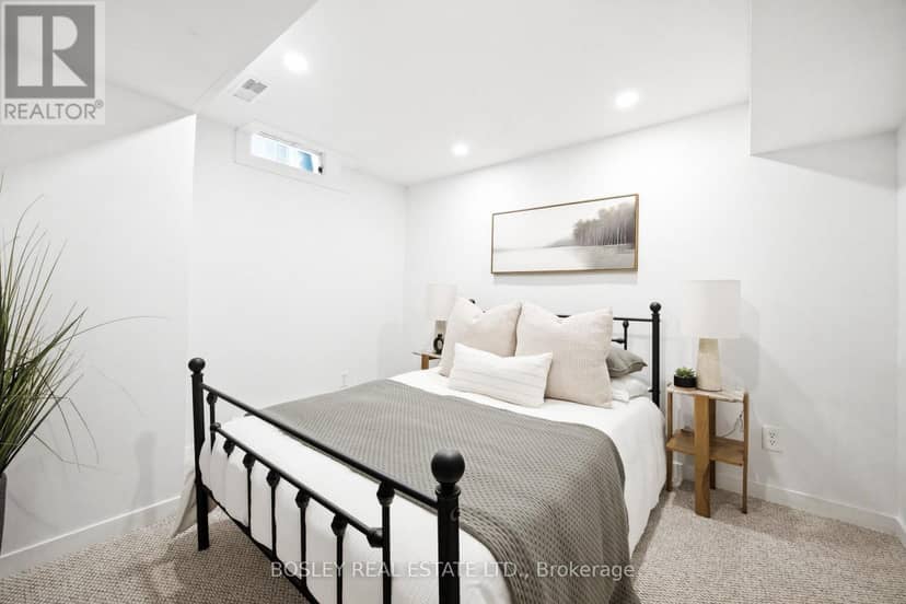 440 Sandford Street — photo 38 of 40