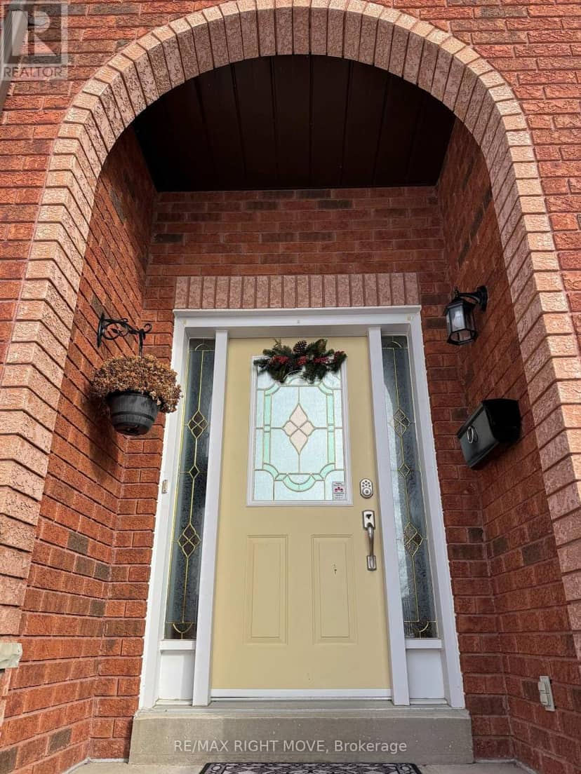 15 Watson Court, Orillia, photo 2