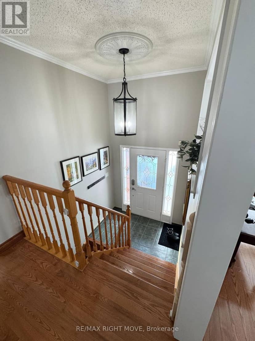 15 Watson Court, Orillia, photo 3