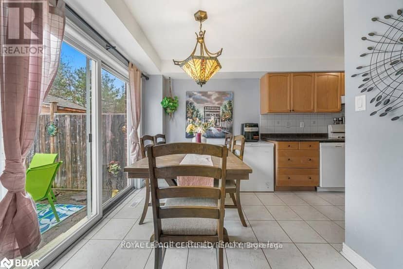 133 Thrushwood Drive — photo 10 of 23