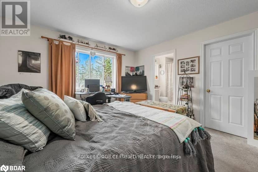 133 Thrushwood Drive — photo 14 of 23