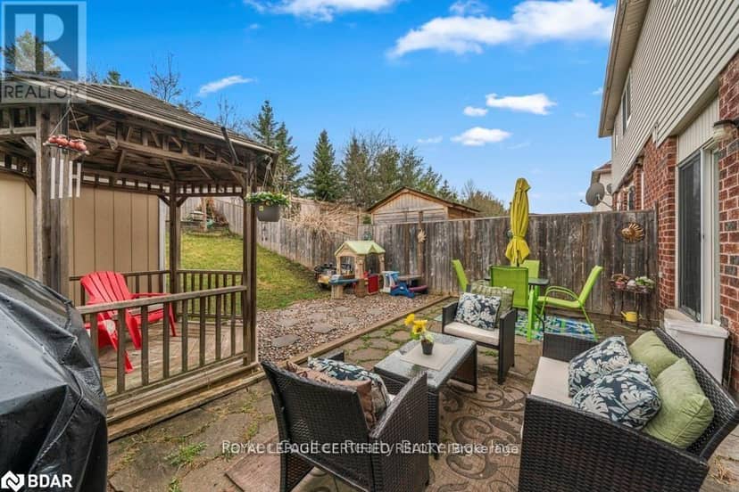 133 Thrushwood Drive, Barrie, photo 6