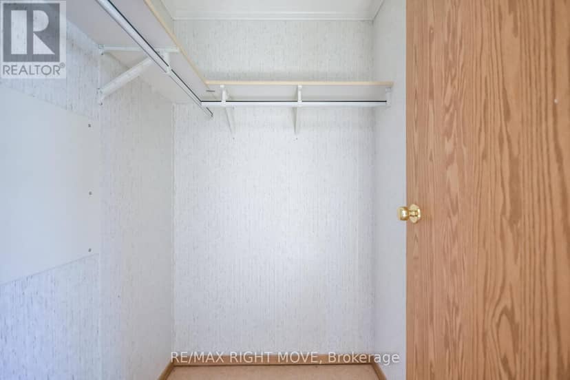 4105 Wesley Street — photo 19 of 40