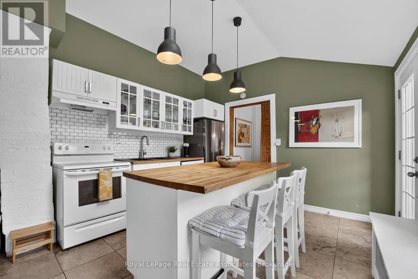 15 Charles Street — photo 16 of 40