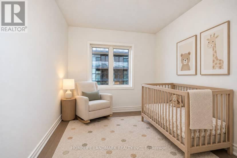 714 - 10 Laidlaw Street — photo 13 of 27