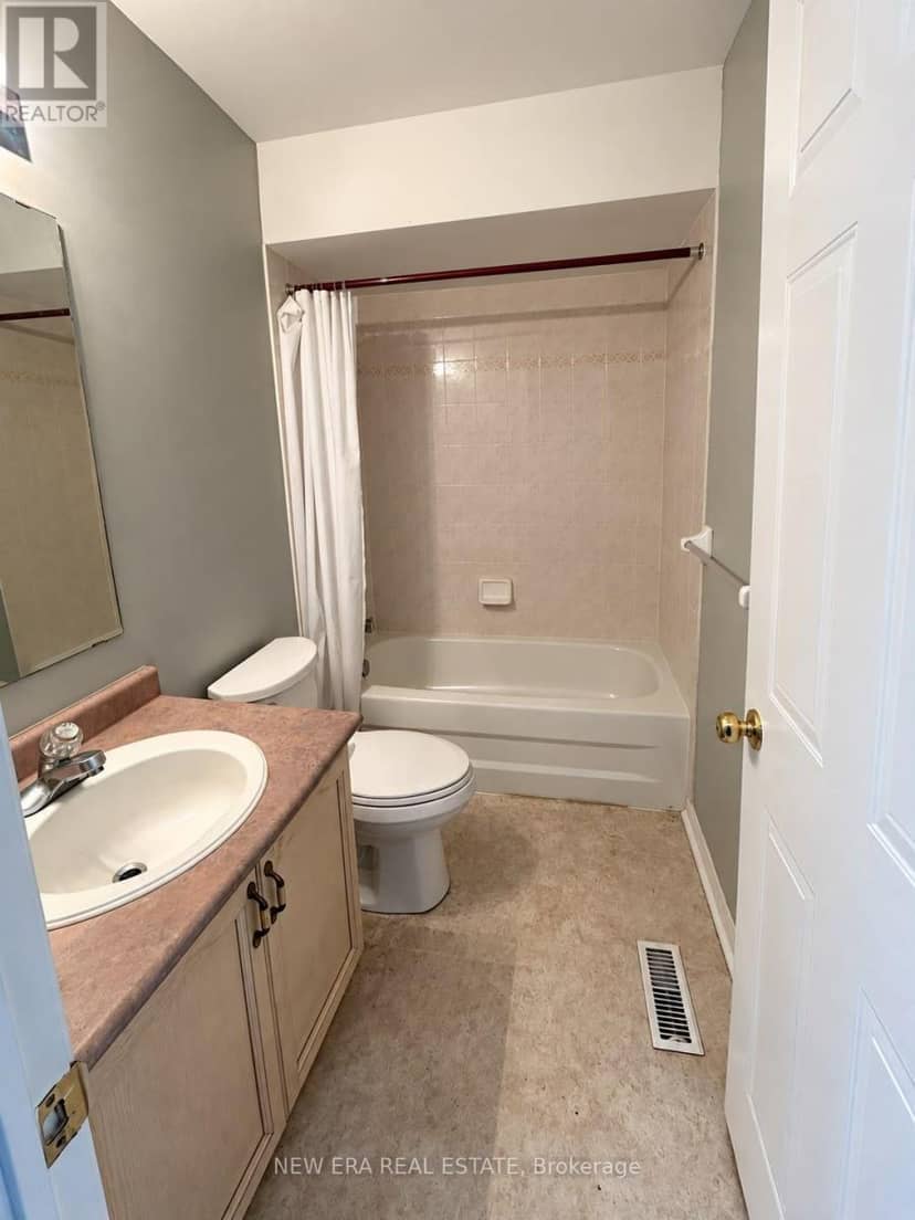 37 - 2088 Leanne Boulevard — photo 16 of 19
