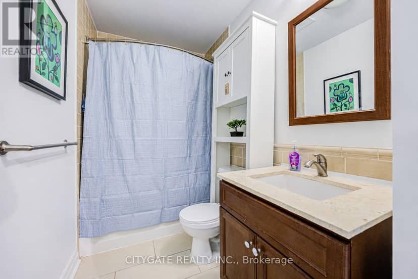 809 - 100 John Street — photo 17 of 38
