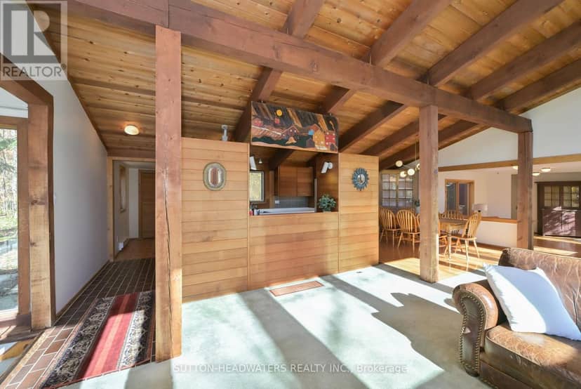 14 - 17585 Mississauga Road — photo 12 of 40