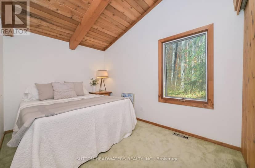 14 - 17585 Mississauga Road — photo 21 of 40