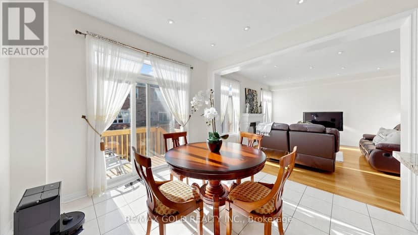 18 Kawana Road — photo 13 of 40