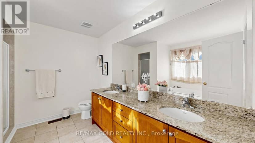 18 Kawana Road — photo 21 of 40