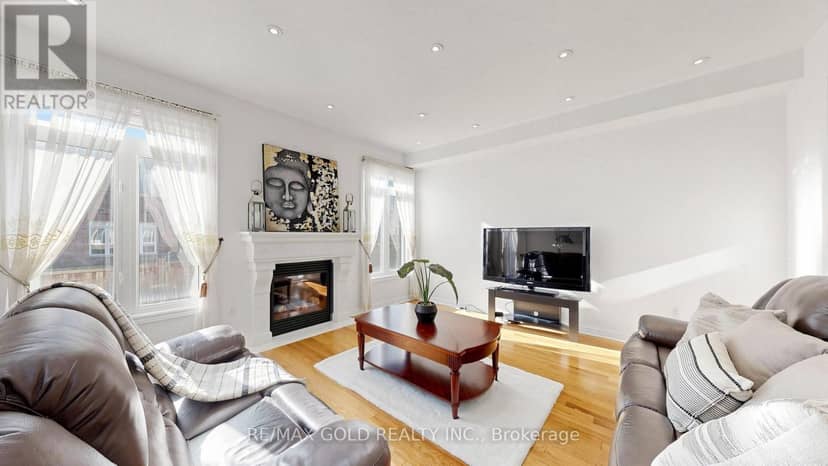 18 Kawana Road — photo 9 of 40