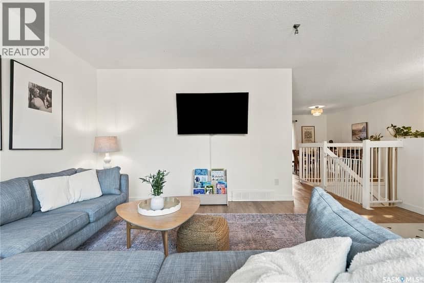 423 Russell ROAD, Saskatoon, photo 5
