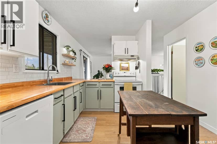 423 Russell ROAD, Saskatoon, photo 8