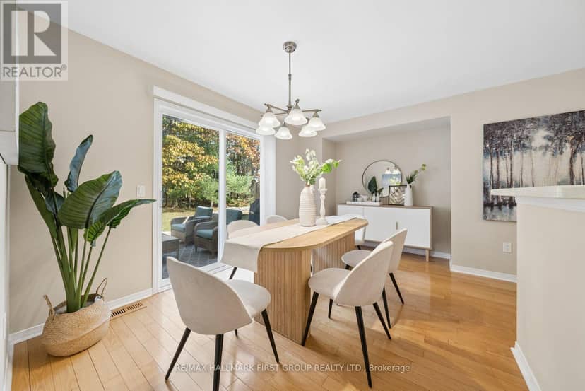 47 Springwood Crescent — photo 13 of 39