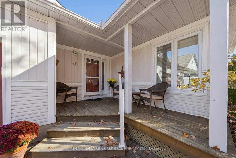 47 Springwood Crescent, Gravenhurst, photo 2