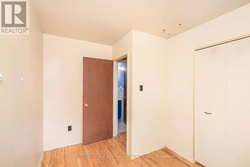 160 Birchcliffe Crescent — photo 25 of 40
