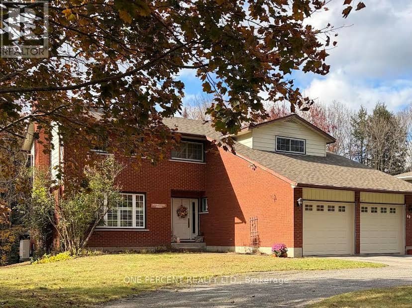 40 Golf Course Road, Bracebridge