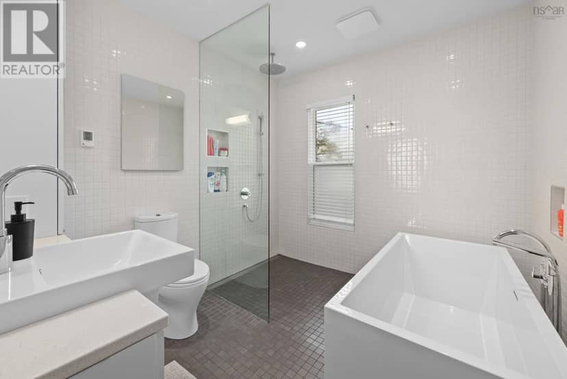 1544 Henry Street — photo 18 of 30