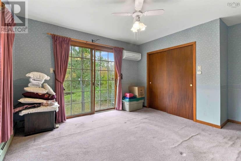 20 Hermans Island Road — photo 14 of 32