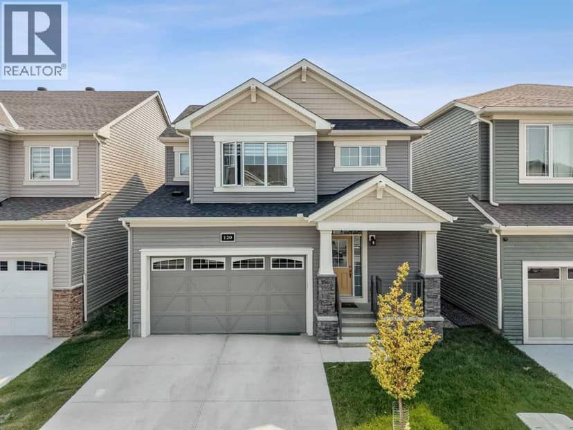 120 Carringford Road NW, Calgary