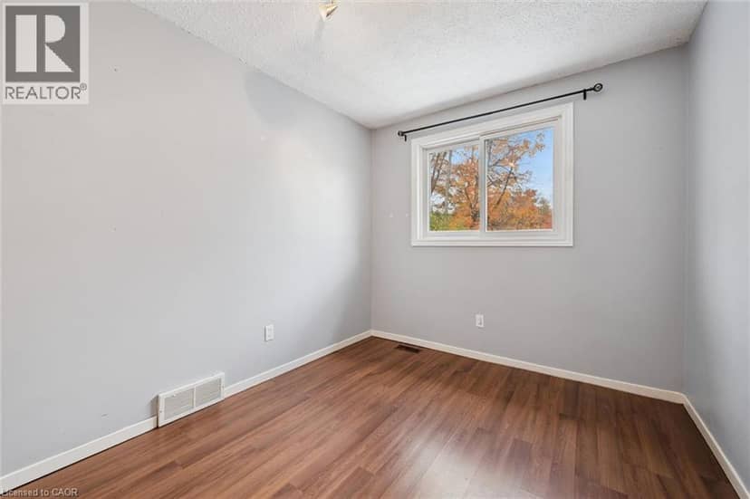 212 HERITAGE Drive — photo 24 of 40