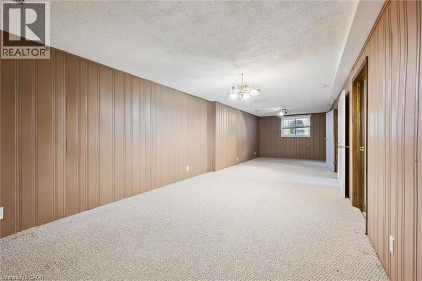 212 HERITAGE Drive — photo 29 of 40