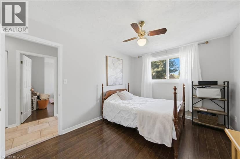 22 MCKAY Street — photo 18 of 40