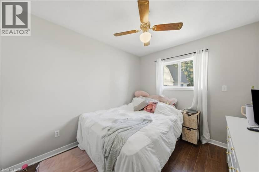 22 MCKAY Street — photo 20 of 40