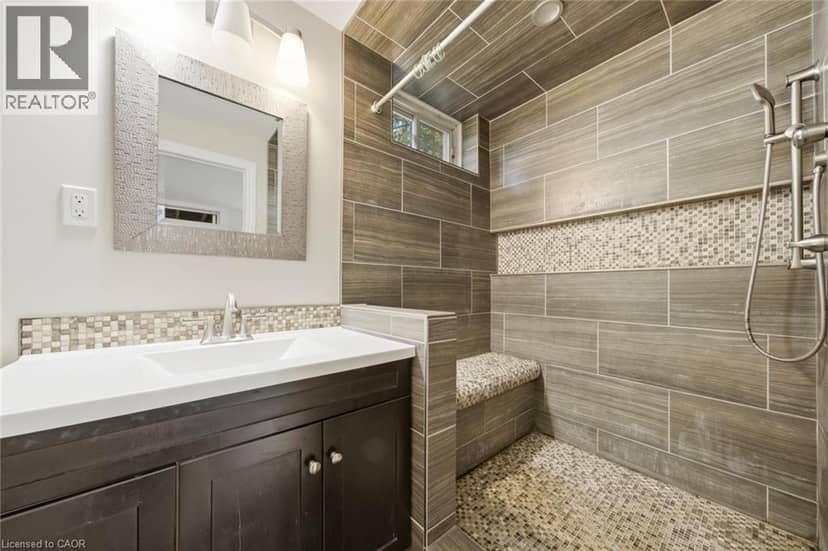 22 MCKAY Street — photo 24 of 40