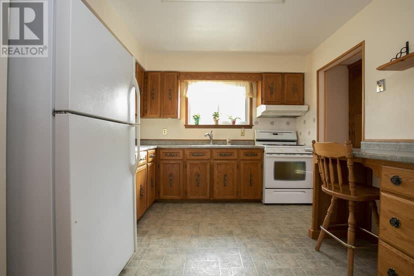 36 Danby RD — photo 27 of 40