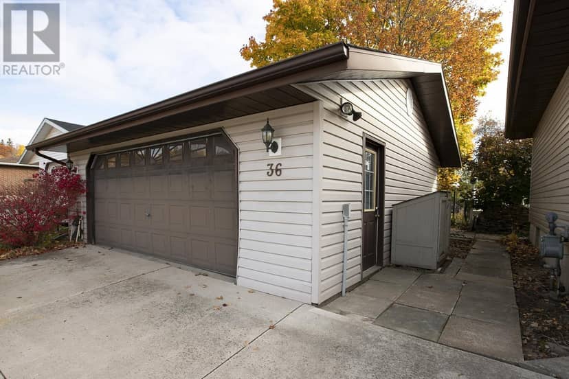 36 Danby RD, Sault Ste. Marie, photo 6