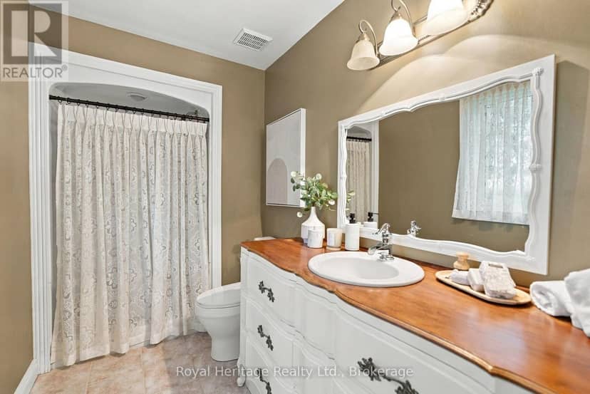 7372 Dale Road — photo 23 of 40