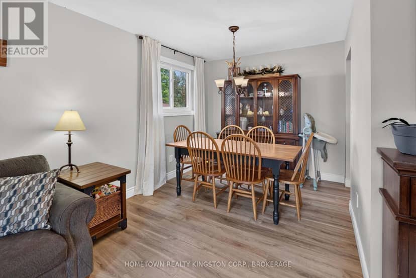 192 Camberley Crescent, Kingston, photo 6