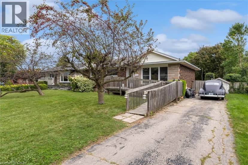 222 BEL-AIR Avenue — photo 17 of 21