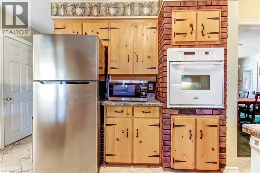 28 TUTELA HEIGHTS Road, Brantford, photo 6