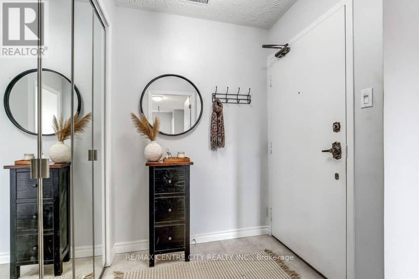 11 - 125 Elm Street, St. Thomas, photo 5