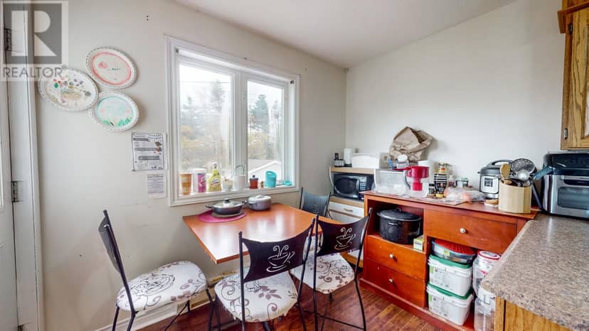 45 Penney Crescent — photo 11 of 40