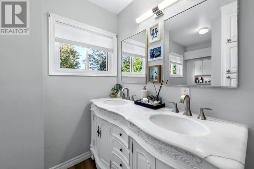 38 Smith Avenue — photo 22 of 40