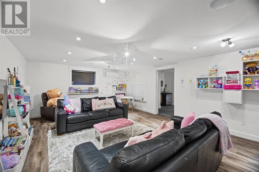 210 Stavanger Drive — photo 37 of 40