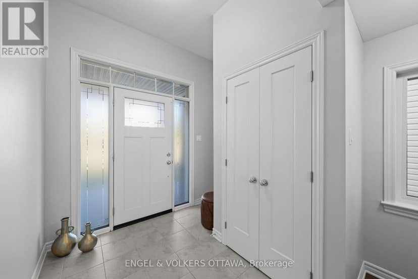 633 Moonflower Crescent, Ottawa, photo 3