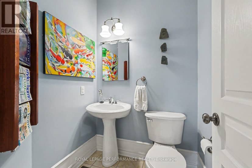 1033 Red Spruce Street — photo 14 of 40