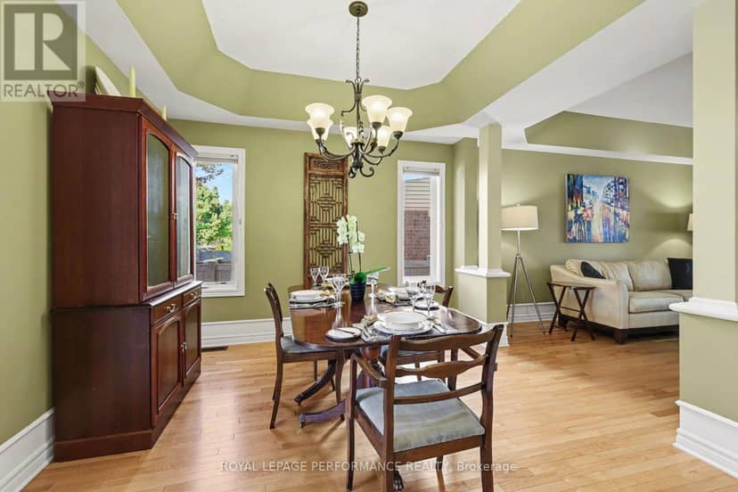 1033 Red Spruce Street, Ottawa, photo 5