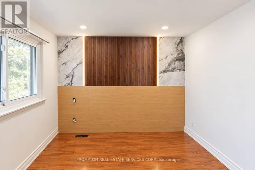 25 Lehar Crescent, Toronto, photo 8