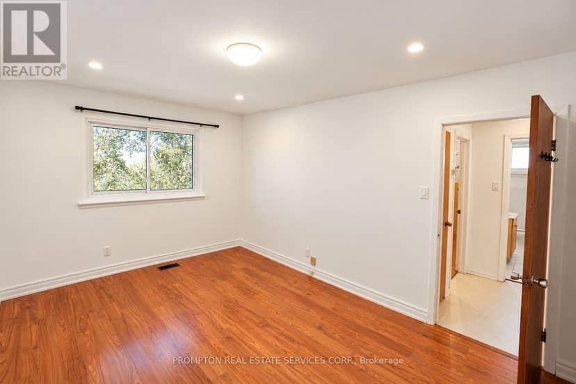 25 Lehar Crescent, Toronto, photo 5