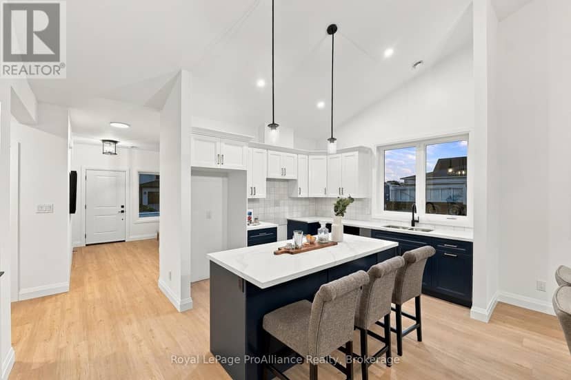 117 Royal Gala Drive — photo 9 of 35