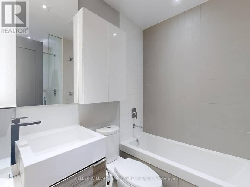 307 - 88 Scott Street — photo 7 of 29