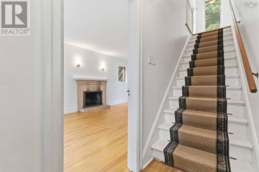 5264 Kaye Street — photo 4 of 40
