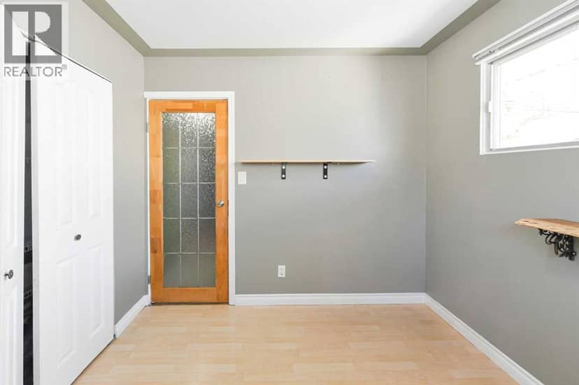 5420 50 Avenue — photo 18 of 40