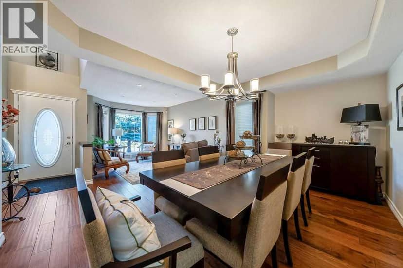 7 Springbank View SW, Calgary, photo 7